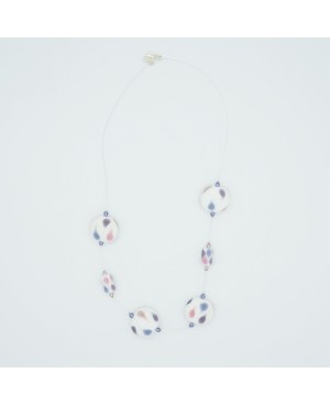Costume necklace in white, blue, and pink Mid-length necklaces