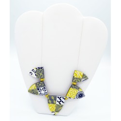 Fancy necklace in yellow, gray, blue, and white