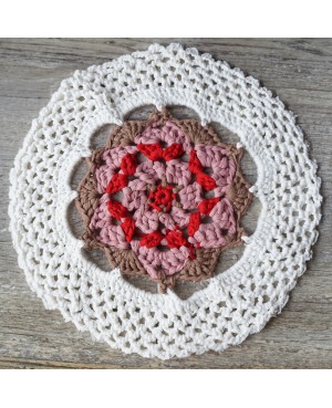Circular rug in white, brown, pink, and red - Recycled cotton Crochet rug
