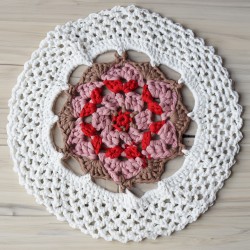 Tapis rosace blanc, marron, rose et rouge - Coton recyclé