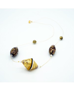 Mid-length fashion necklace in gold and brown Mid-length necklaces
