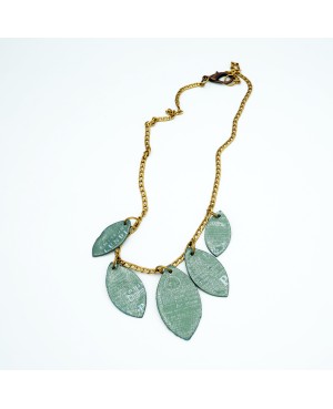 Collier fantaisie mi-long kaki et doré Colliers mi-longs