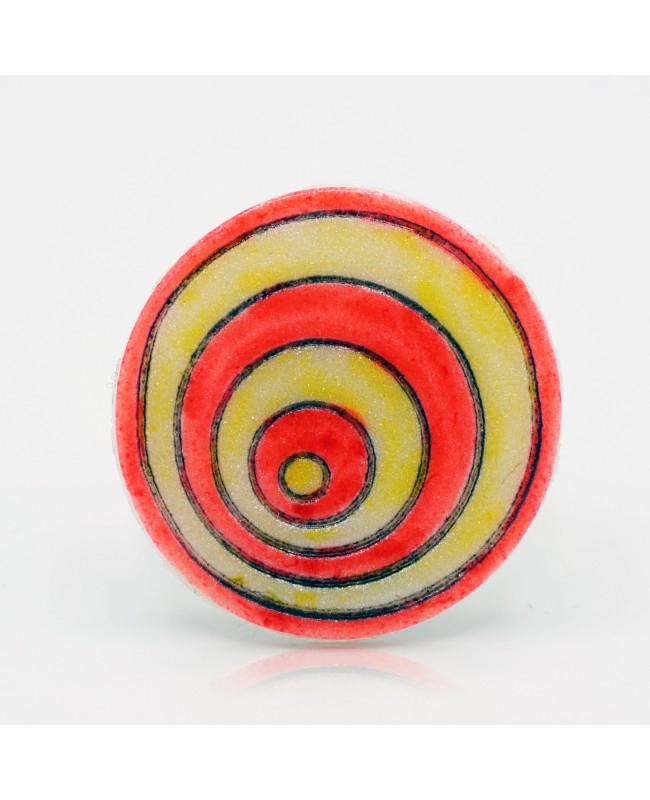 Bague fantaisie avec des cercles jaune et orange Bagues gourmandes et en pâte polymère
