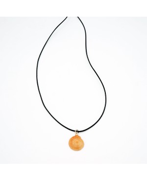 Collier avec un pendentif coquillage escargot Colliers mi-longs