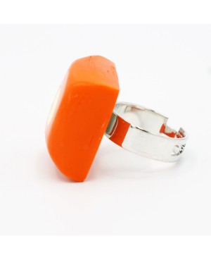Bague carrée orange avec un centre jaune Bagues gourmandes et en pâte polymère
