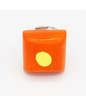 Bague carrée orange avec un centre jaune Bagues gourmandes et en pâte polymère