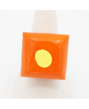 Bague carrée orange avec un centre jaune Bagues gourmandes et en pâte polymère