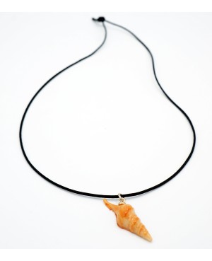 Necklace with a cone-shaped seashell pendant Mid-length necklaces