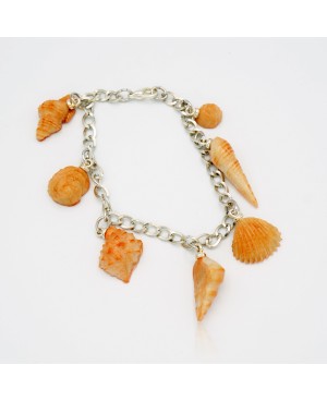 Bracelet coquillages fait main. Bracelets