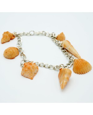 Handmade shell bracelet Bracelets
