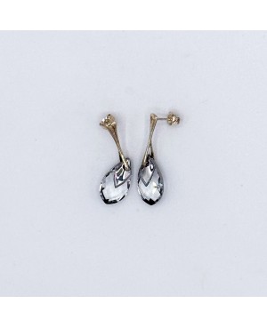 Transparent crystal and silver drop earrings Crystal and beaded earrings