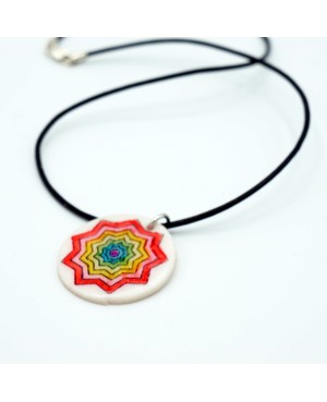 Collier ras-le-cou pendentif étoile multicolore Colliers ras-le-cou