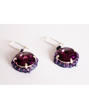 Boucles d'oreilles violettes avec cabochon et perles tissées Boucles d'oreilles
