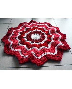 Tapis rosace rouge et blanc 82 cm – Tapis rond au crochet